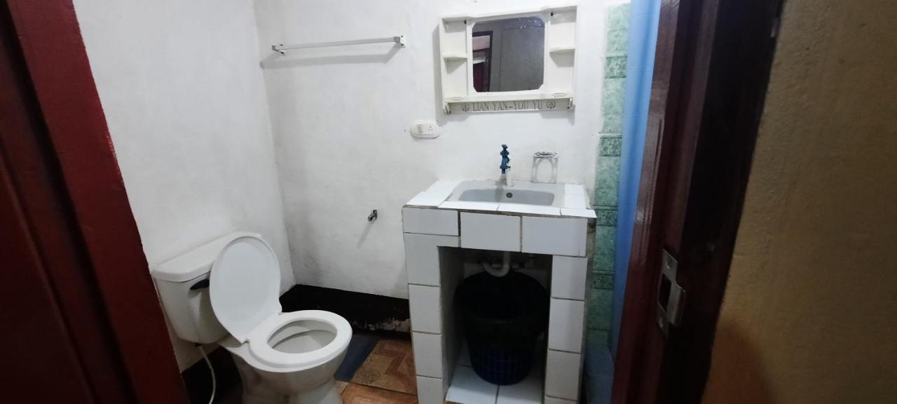 Tropical Dreams Hostel South End Екстериор снимка
