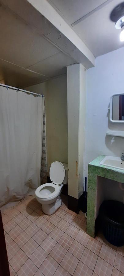 Tropical Dreams Hostel South End Екстериор снимка